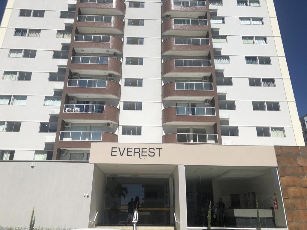 Everest Flat Service Caldas Novas Eksteriør bilde